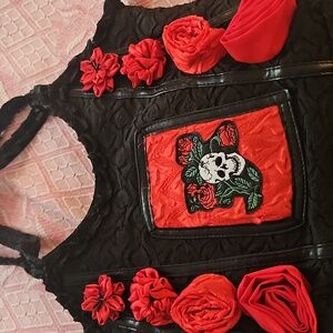 Buzzsaw LA Black and Red Skull Rose Tote